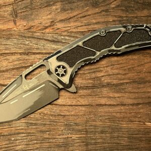 Heretic Manual Tanto Gray Cel Shading